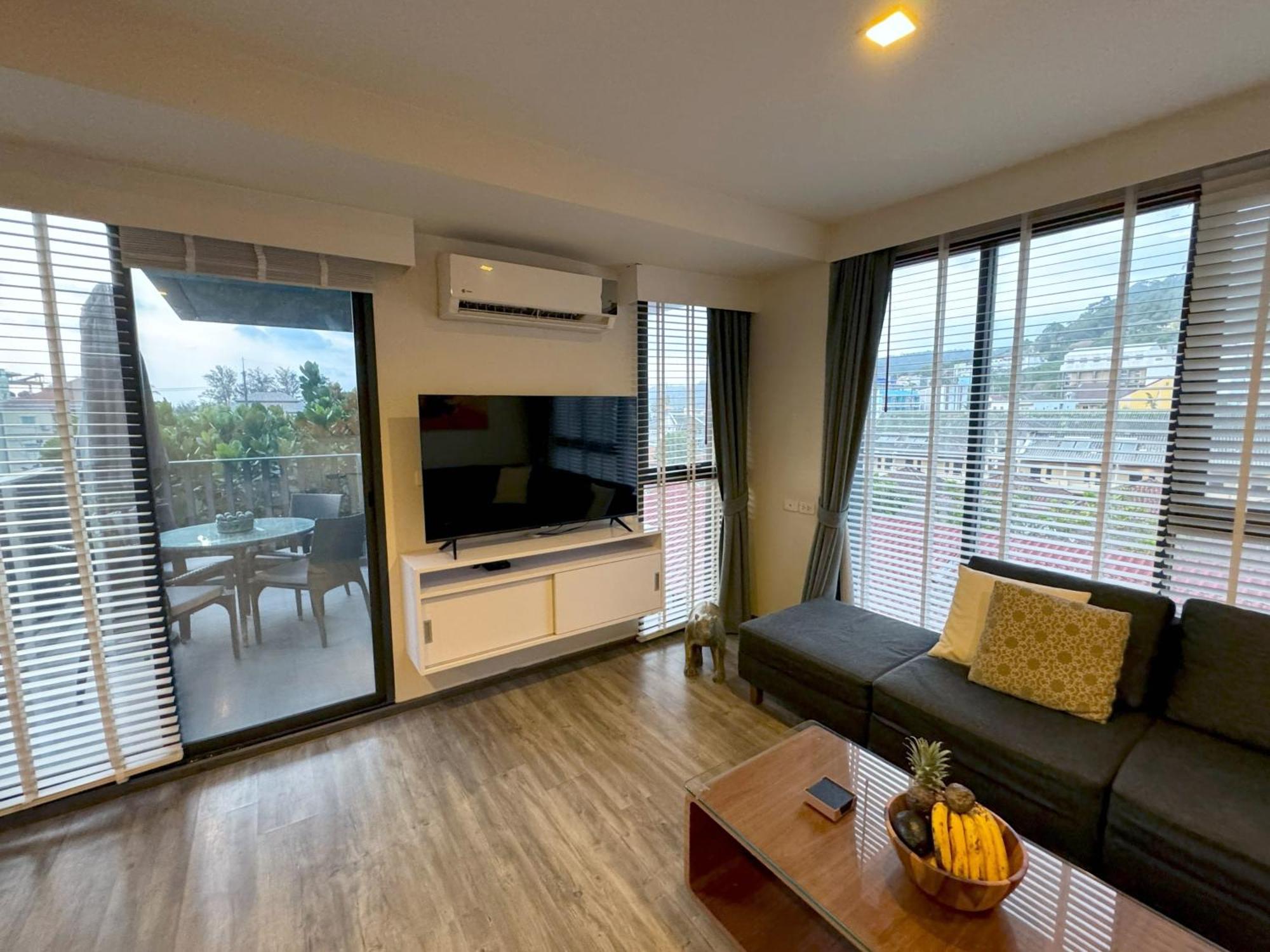 The Deck Condominium By Lofty Patong Exterior photo