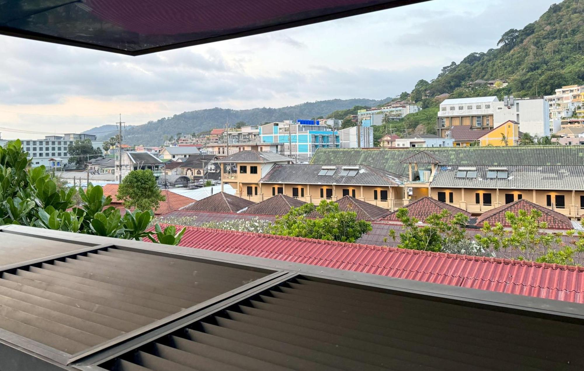 The Deck Condominium By Lofty Patong Exterior photo